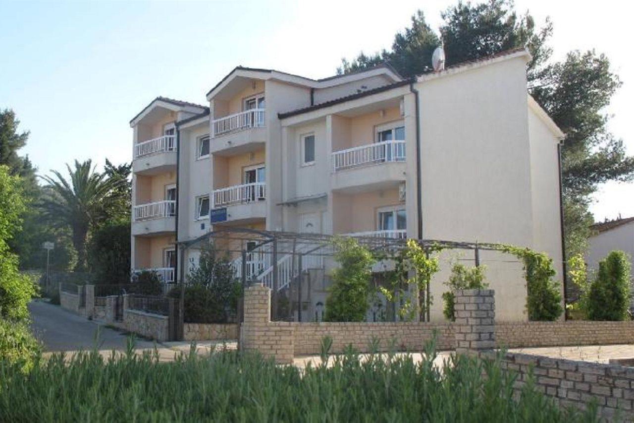 Apartments Mia Стари Град Экстерьер фото